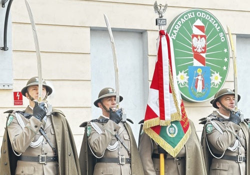 99. rocznica ustanowienia Mazurka Dąbrowskiego hymnem. Pogranicznicy pięknie go odegrali