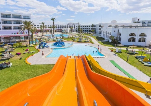 Tunezja: majówka z all inclusive 🌴🍹 Rodzinny 4* resort z basenem i zjeżdżalniami za 1890 PLN