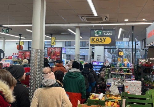 Biedronka rozdaje produkty za darmo. Promocje z kartą Moja Biedronka do 28 lutego