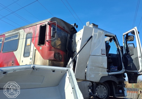 Zderzenie pociągu z ciężarówką w Nové Zámky – jedna ofiara, sześciu rannych