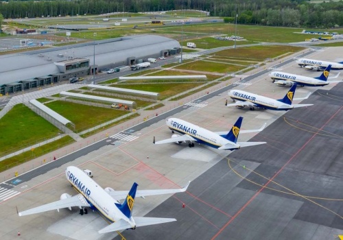 Modlin wybuduje tymczasowy terminal. Miał być gotowy przed końcem marca