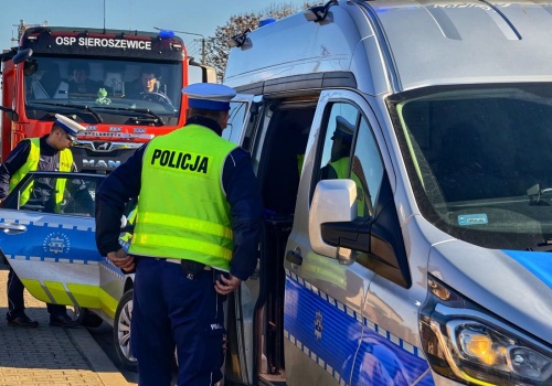 Poważne potrącenie. Wpadł w bok ciężarówki? (ZDJĘCIA, WIDEO)