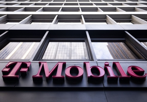 T-Mobile odsłania plan na 5 lat. 5G, internet domowy i miliardowe inwestycje
