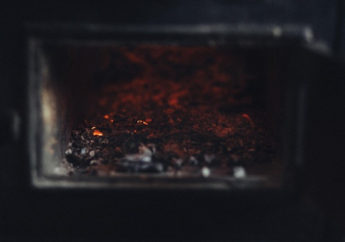 Gdzie w szafie najlepiej umieścić sejf? Ergonomia, dostęp i mniejsze ryzyko wykrycia