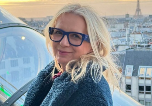 Marynarka na elegancko? Zapomnij. Marzena Rogalska wystylizowała ją z klasą, ale na luzie