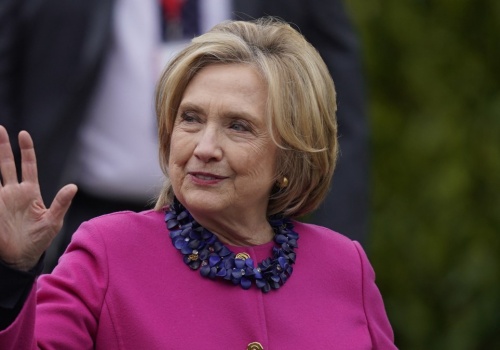 Hillary Clinton zeznaje w sprawie Epsteina. 