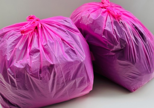 Weszły fioletowe worki na odpady. Odbiór trzeba zgłosić 3 dni wcześniej