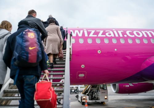 Wizz Air wchodzi w 2 branże, w których do tej pory nie był obecny. W nowej roli pojawi się wkrótce na 2 lotniskach w Polsce