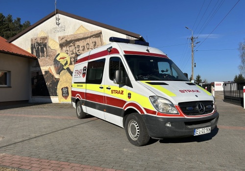 Drugie życie ambulansu. Nowy SLKw w OSP Zborowskie