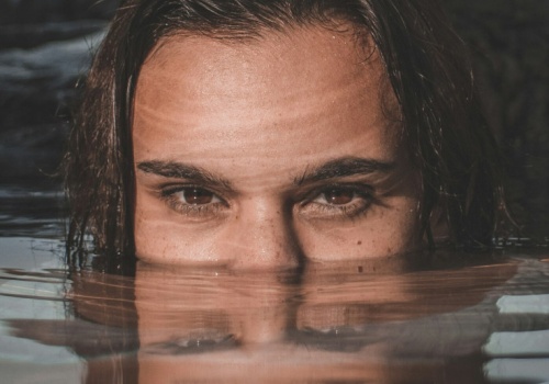 Szczęście jest zapisane w falach? Naukowcy wyjaśniają teorię 