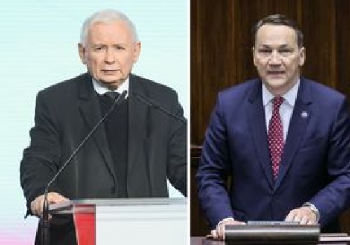 Kaczyński ostro po expose Sikorskiego. 
