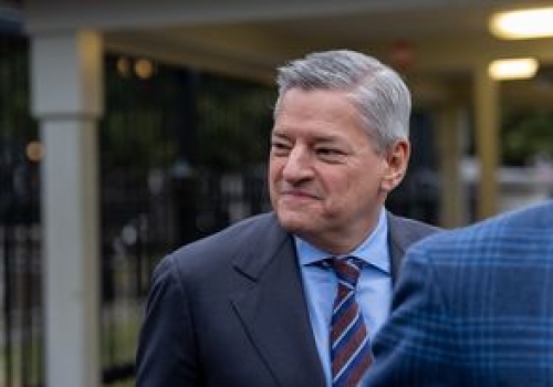 Paramount podnosi ofertę. Netflix rezygnuje z przejęcia Warner Bros.