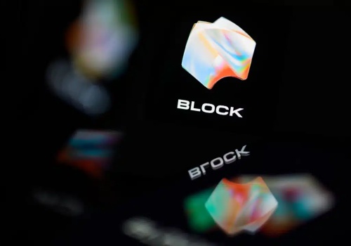 Fintech zwalnia prawie połowę pracowników „z dnia na dzień”. Oficjalnie: to przez AI