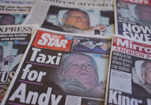 Złoty chłopak się doigrał. Ulubieniec królowej podobno już w kołysce był nieznośny