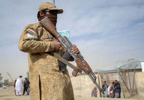 Siły Pakistanu i Afganistanu ścierają się na granicy po dniach działań wojennych