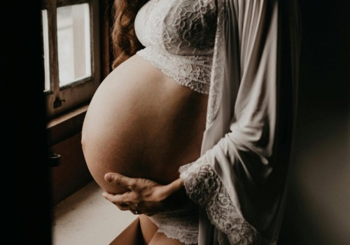 Depresja w ciąży wymaga leczenia. Antydepresanty mają jednak zaskakujący, podwójny efekt