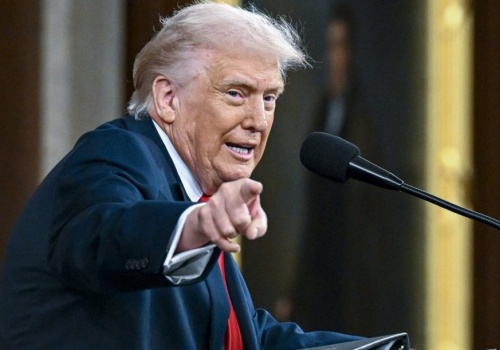 Trump chce deportować kongresmenki i Roberta De Niro