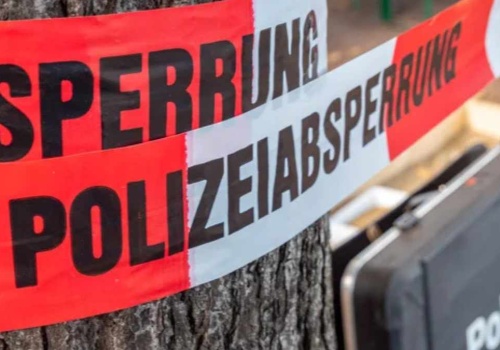 Makabryczny wypadek na złomowisku w Niemczech. Mężczyzna zginął w zgniecionym aucie