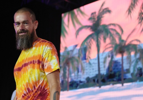 Firma twórcy Twittera tnie tysiące miejsc pracy. Powód? Sztuczna inteligencja