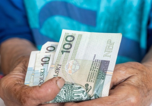 Od 1 marca prawie 7 tys. zł dodatku do emerytury. Skorzysta wyjątkowa grupa seniorów