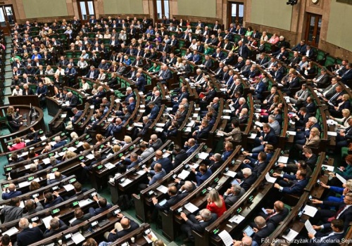 W Sejmie o anestezjologach i onkologii: napięte dyskusje o lekarzach spoza UE i aferze PIM MSWiA