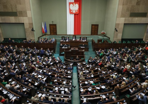 Sejm za senackimi poprawkami do ustawy o SAFE