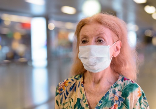 Koronawirus wpływa na mózg inaczej niż grypa. Najnowsze wyniki naukowców