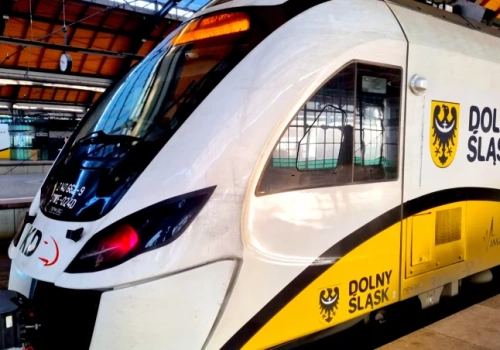 Dodatkowe pociągi mają być lekiem na korki. Miasto zapłaci za nie prawie 2 mln zł