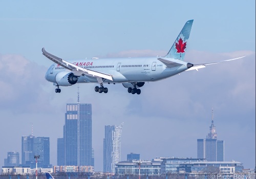 Air Canada z kolejnymi samolotami w LOTAMS