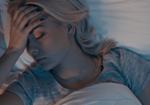 Najgorsza pora na sen wskazana. Wiele osób robi to codziennie