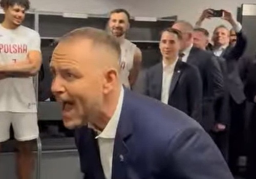 Po szalonym meczu Polaków Nawrocki wszedł do szatni. Jest nagranie