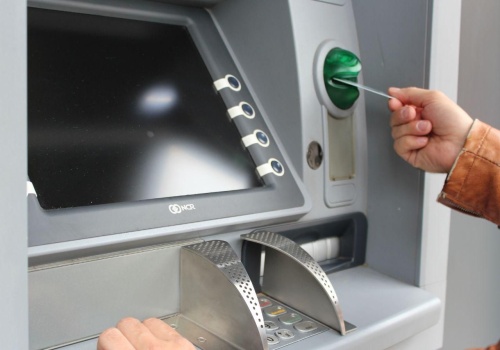 Nowy zakaz wypłaty gotówki z bankomatów w Polsce