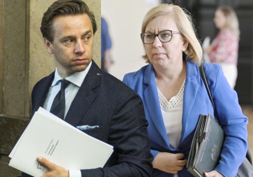 Odwołanie Hennig-Kloski? Krzysztof Bosak osobiście prowadzi ofensywę