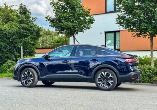 Citroën C4 X w rewelacyjnej cenie na polskim rynku. Promocja trwa