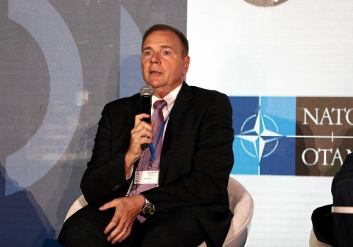 Amerykański generał twierdzi, że był na niego zamach w Holandii. Minister: Może coś ubarwił