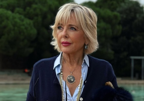 Idealny podkład do cery dojrzałej? Te 3 cuda dają efekt wygładzenia i rozświetlenia