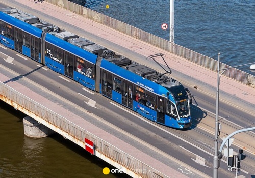 Przez korki wrocławianie muszą kasować kolejne bilety. 