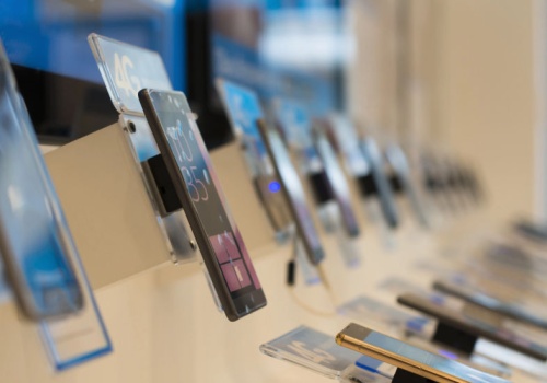 Najlepsze smartfony do 1000 zł: Co warto kupić w 2026 roku