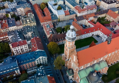 Deweloper chce pięciogwiazdkowego hotelu. Spór o krakowskie kamienice