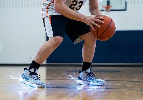 Wiemy, dlaczego buty do koszykówki piszczą. Chodzi o miniaturowe pioruny