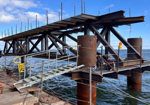 Local content w offshore FSRU w Zatoce Gdańskiej - polskie kompetencje w łańcuchu dostaw inwestycji gazowej