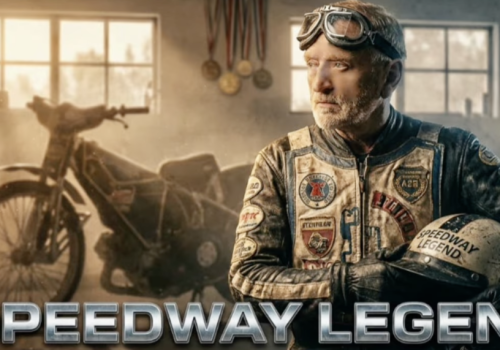 Żużel. 78 lat na karku. Mistrz świata… śpiewa o żużlu!