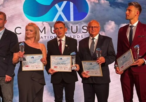 Aeroklub Częstochowski z Błękitnym Cumulusem. Prestiżowa nagroda i sukces ludzi z pasją do latania!