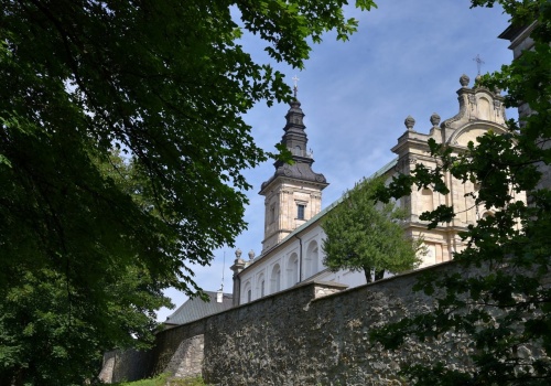 Święty Krzyż: w sanktuarium wybrzmią najpiękniejsze pieśni pasyjne