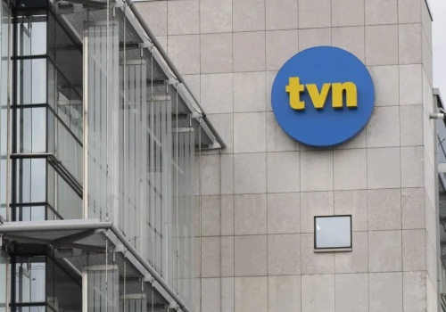 Czy Tusk będzie chciał umierać za TVN? Jeśli tak - “Trump wykorzysta ten fakt przeciwko polskiemu rządowi”