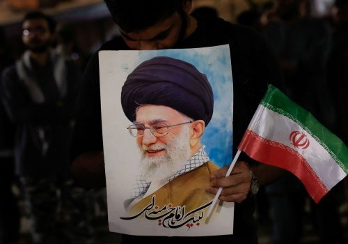 Ajatollah Ali Chamenei nie żyje? Irańskie media zaprzeczają