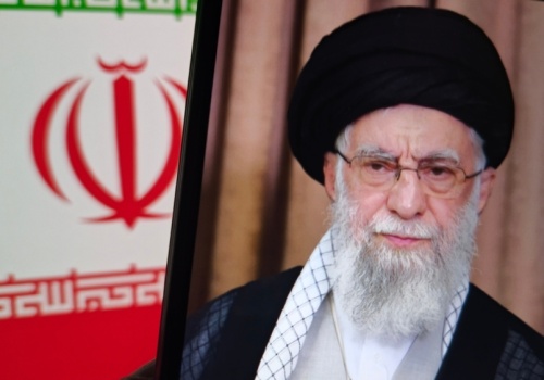 Trump mówi, że Chamenei nie żyje