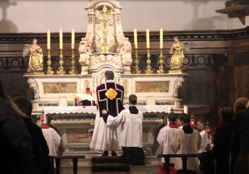 Brazylijski biskup grozi ekskomuniką za uczestnictwo w Mszy trydenckiej bez jego zgody