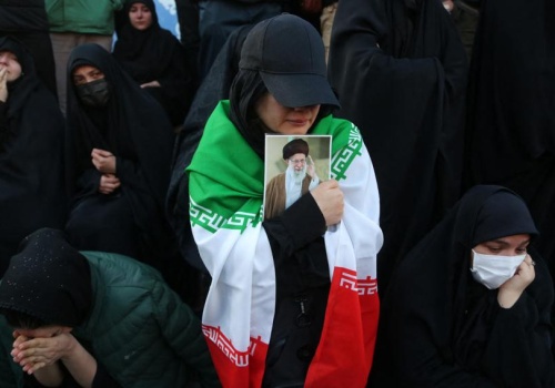 Kryzys władzy w Teheranie. Nie żyje ajatollah Chamenei