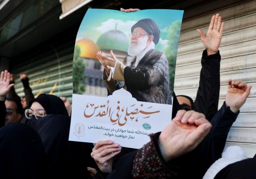 Trump w nocnym wpisie ostrzega Iran: USA uderzą z siłą, jakiej nigdy wcześniej nie widziano